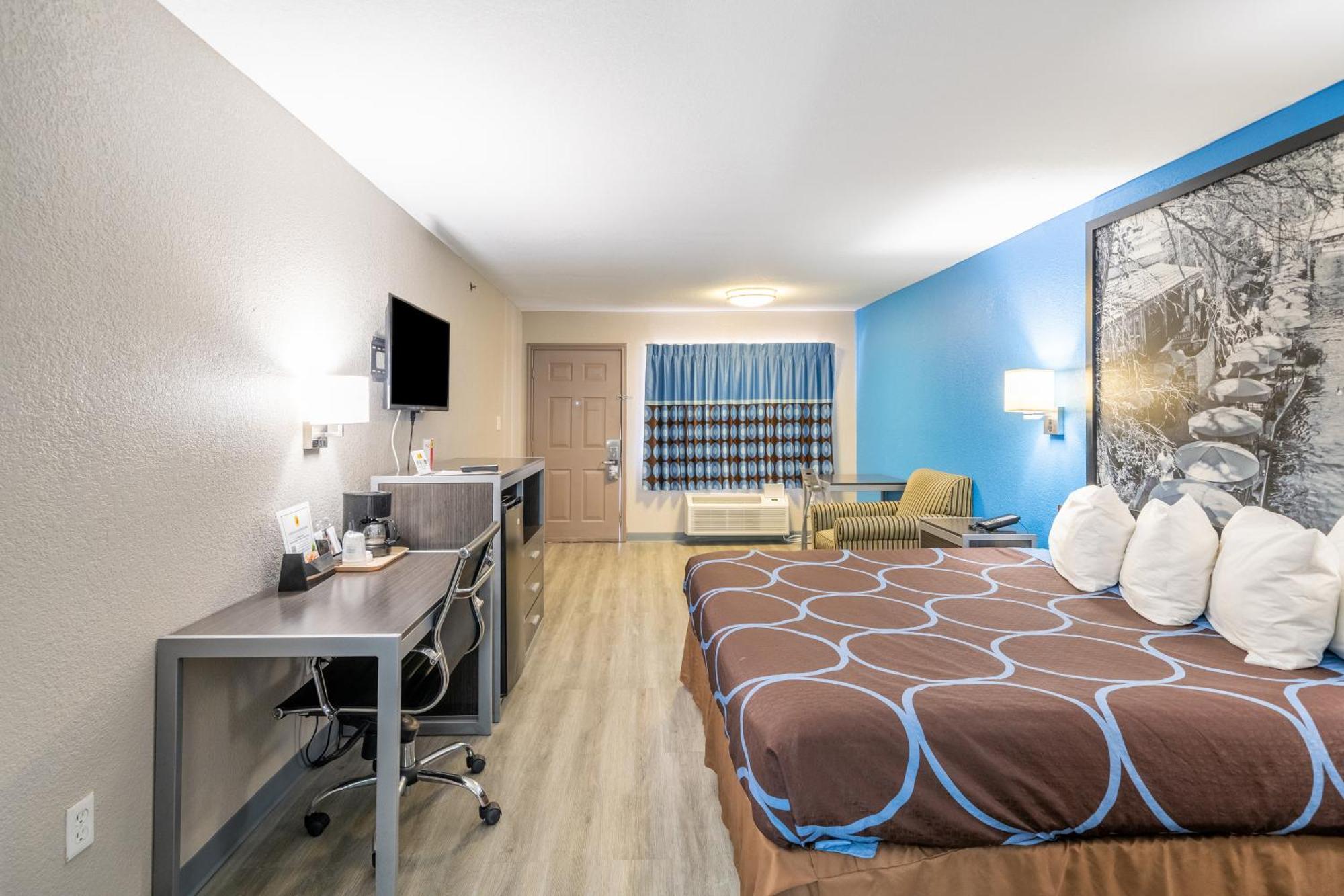 Super 8 By Wyndham San Antonio/Riverwalk Area Экстерьер фото